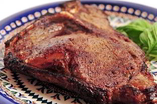 Стейк на кости в духовке