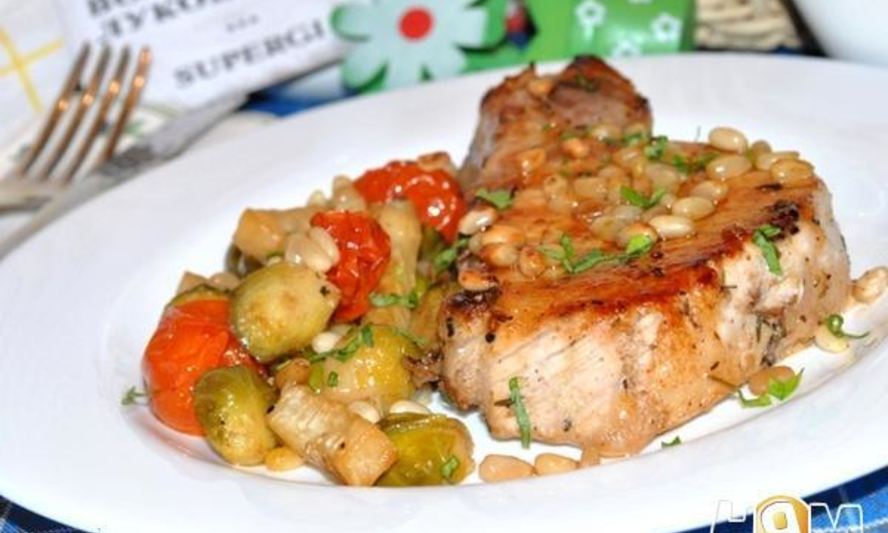 Рецепт стейк с брюссельской капустой и сельдереем