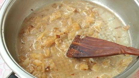 стейки из свинины с луковым соусом