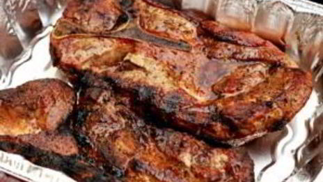 стейки из свинины