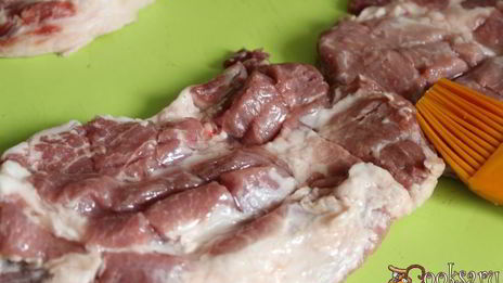 свиные стейки в паприке