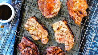 Три стейка из карбонада