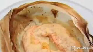 Запеченные стейки лосося с соусом