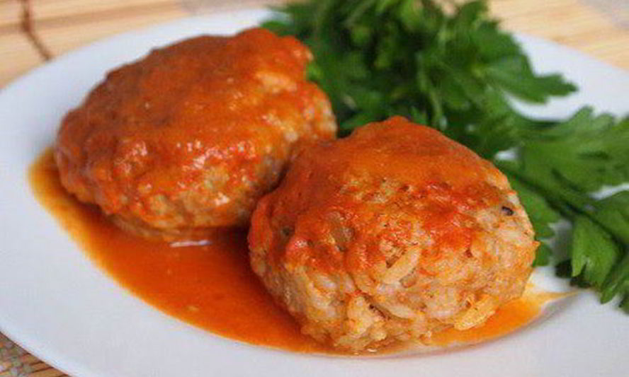 Рецепт мясные тефтели с рисом в томате