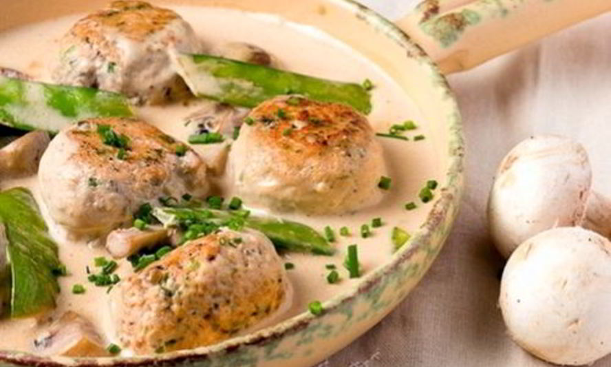 Рецепт мясные тефтели в грибном соусе