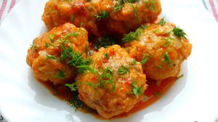 Тефтели рыбные в томатном соусе