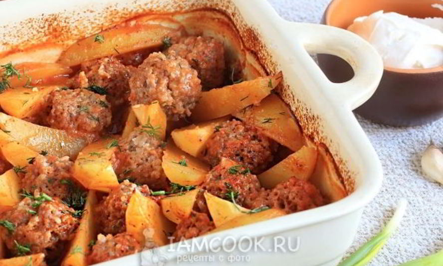 Рецепт тефтели с картошкой в соусе в духовке