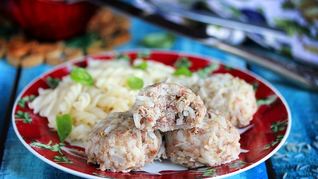 Тефтели с рисом в мультиварке