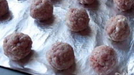 тефтели со спагетти