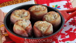 Тефтели в духовке в беконе