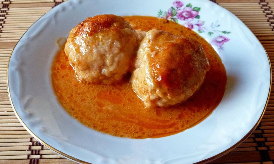 Рецепт тефтели в кастрюле с рисом в подливе