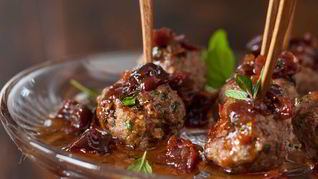 Тефтели в кисло-сладком соусе