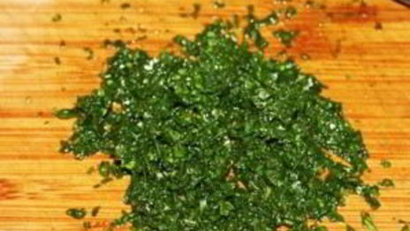 томатные ньокки с базиликом и сметанным соусом