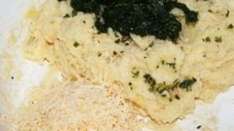 томатные ньокки с базиликом и сметанным соусом