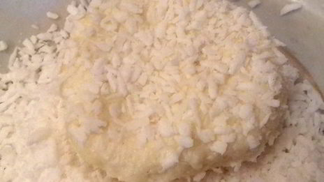 ленивые вареники с кокосовой стружкой