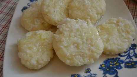 ленивые вареники с кокосовой стружкой