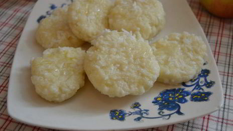 ленивые вареники с кокосовой стружкой