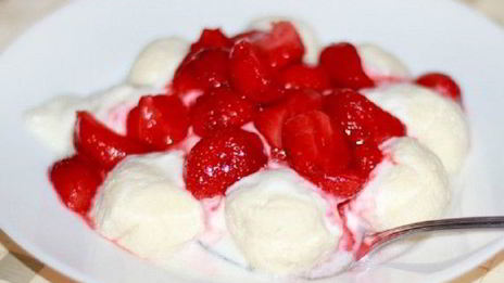 тесто на вареники с клубникой