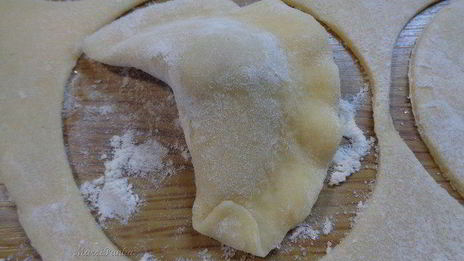 вареники из заварного теста с вишней