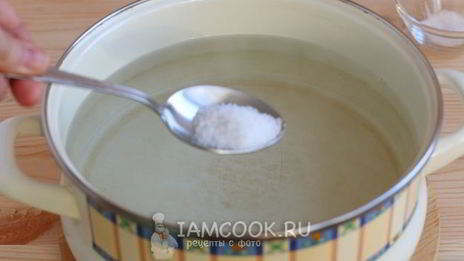 вареники на воде со свежей малиной