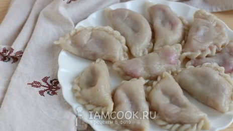 вареники на воде со свежей малиной
