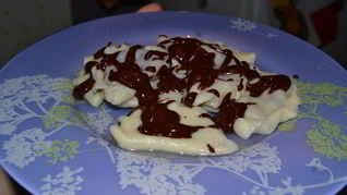 Вареники с черникой и шоколадом