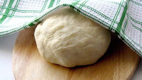 вареники с капустой, грибами и шкварками