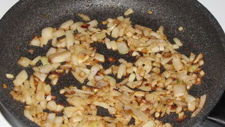 вареники с капустой, грибами и шкварками