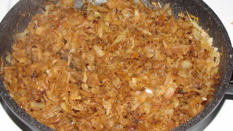 вареники с капустой, грибами и шкварками