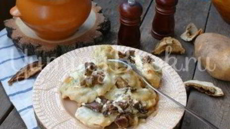 вареники с картофелем в горшочках