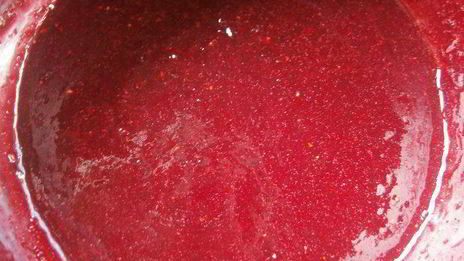 вареники с вишней и ягодным соусом