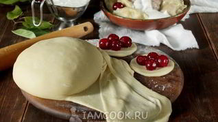 Заварное тесто для вареников с вишней