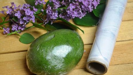 зеленая домашняя лапша с крапивой