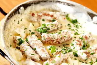 Нежное жаркое в сливочном соусе