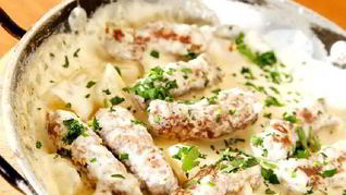 Нежное жаркое в сливочном соусе