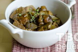 Жаркое из говядины с белыми грибами