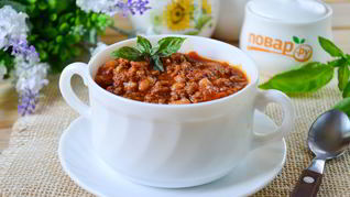 Жаркое из говяжьего фарша, помидоров и фасоли