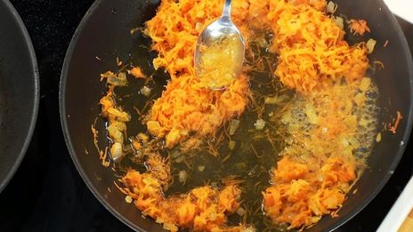 жаркое из индейки с изюмом