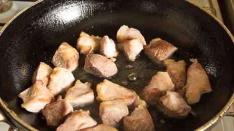 жаркое из свинины с шампиньонами