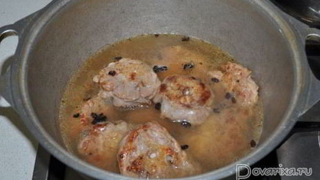 жаркое из телячьих хвостов с картофелем