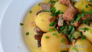 Жаркое по-домашнему с мясом и грибами