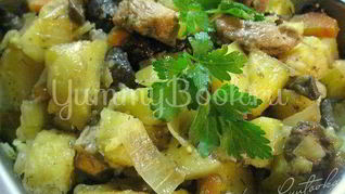 Жаркое со свининой и грибами