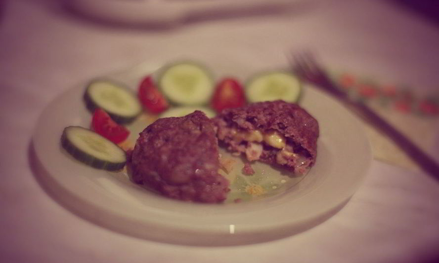 Рецепт ароматные зразы с белыми грибами и сыром