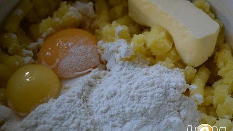 картофельные зразы с мясом и сыром