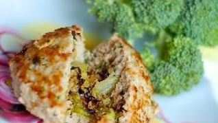 Куриные зразы с капустой