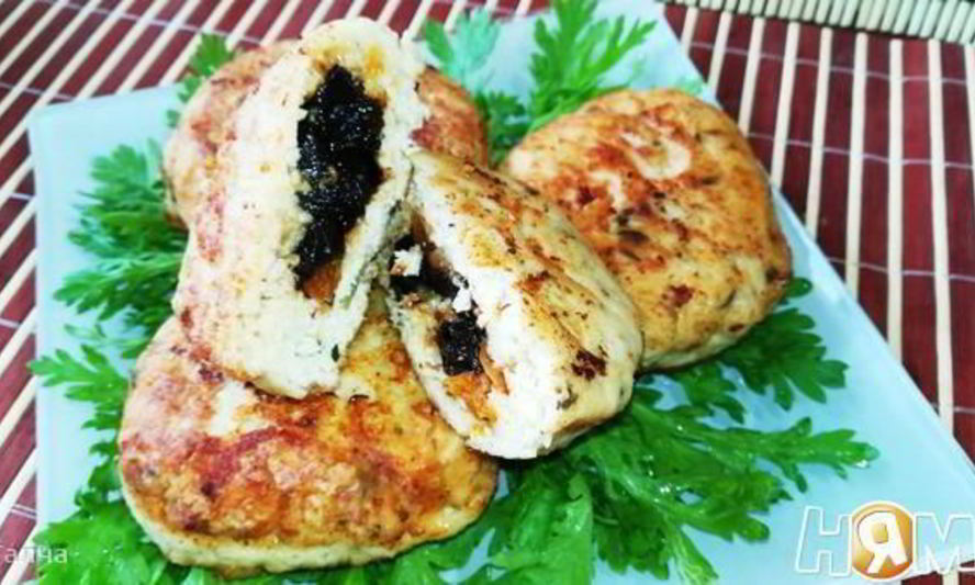 Рецепт куриные зразы с сухофруктами и апельсиновым соусом