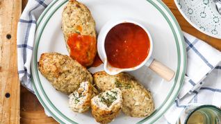 Мясные зразы с сыром и травами