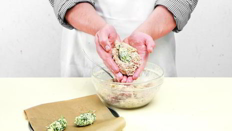 мясные зразы с сыром и травами