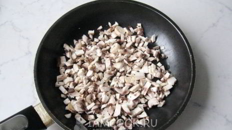 рыбные зразы с грибами и сыром