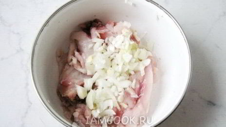 зразы из рыбы с зеленым горошком